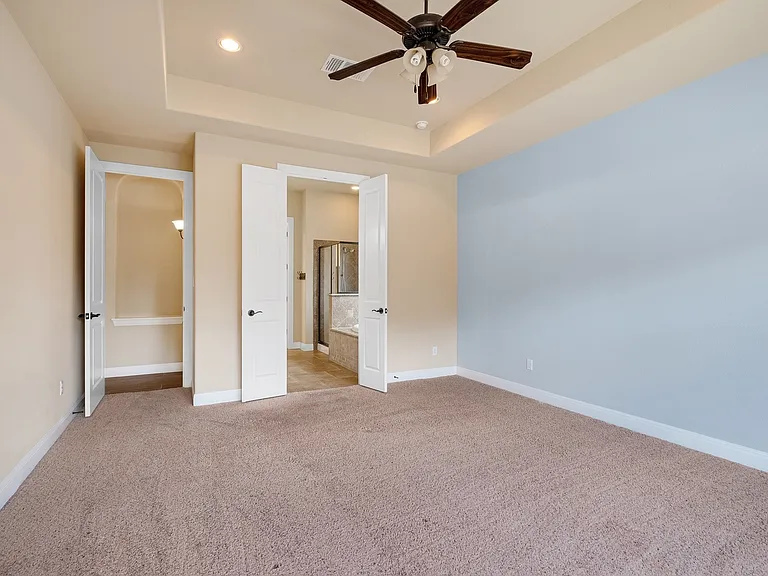 2921 Desert Candle Dr — Photo 3