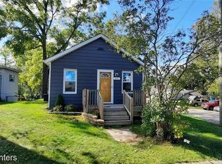 121 Tebeau Ct, Auburn Hills, MI
