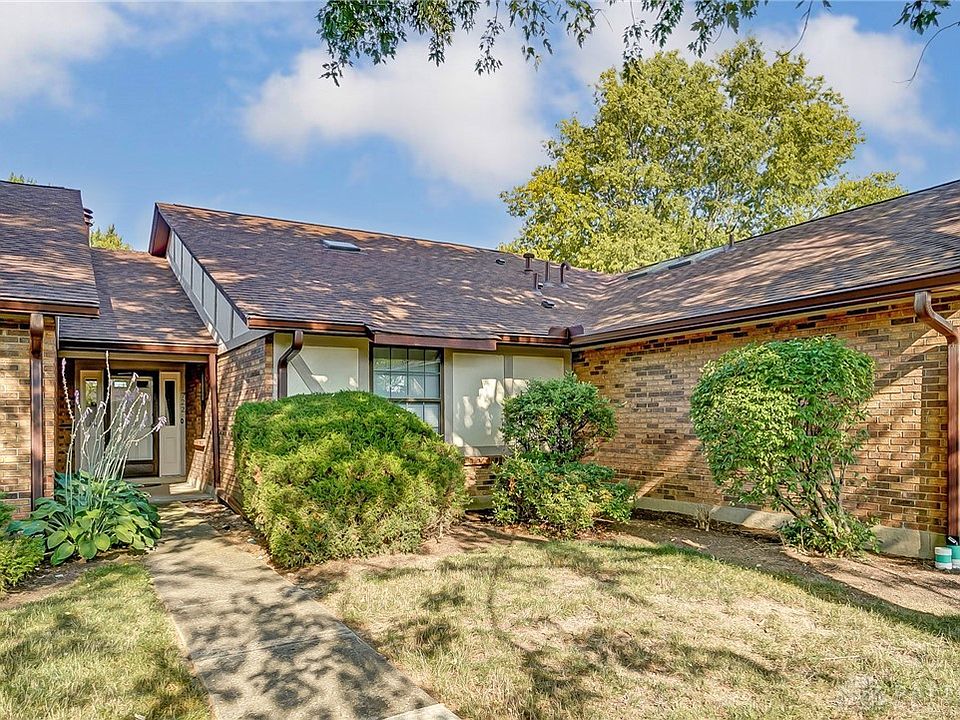1st image of 722 Pine Needles Dr