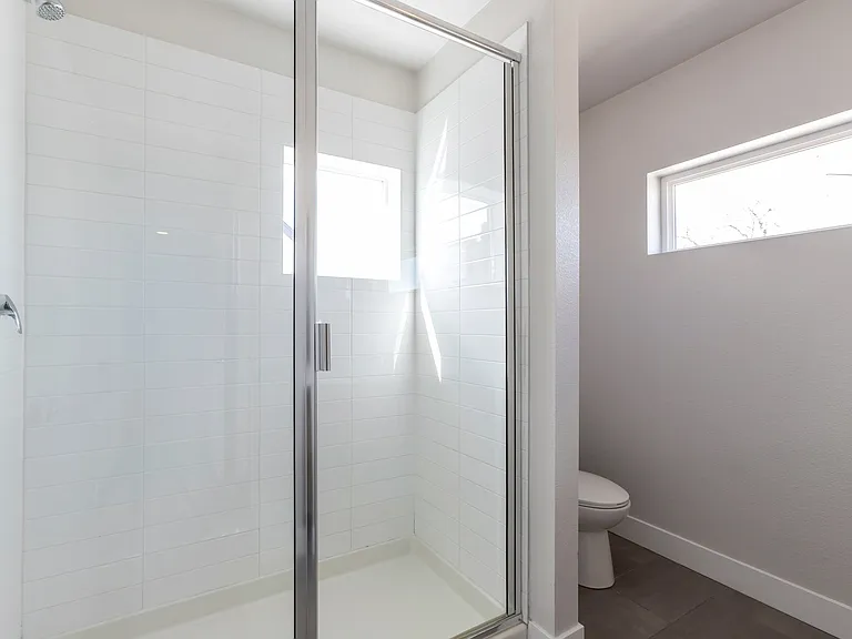 5634 W 10th Pl — Photo 18