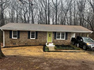 210 Gregory St, Jonesville, NC 28642