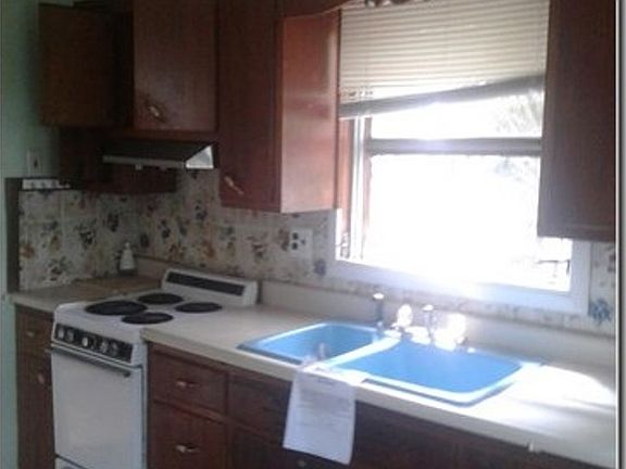 4th image of 1565 Tioga Ln