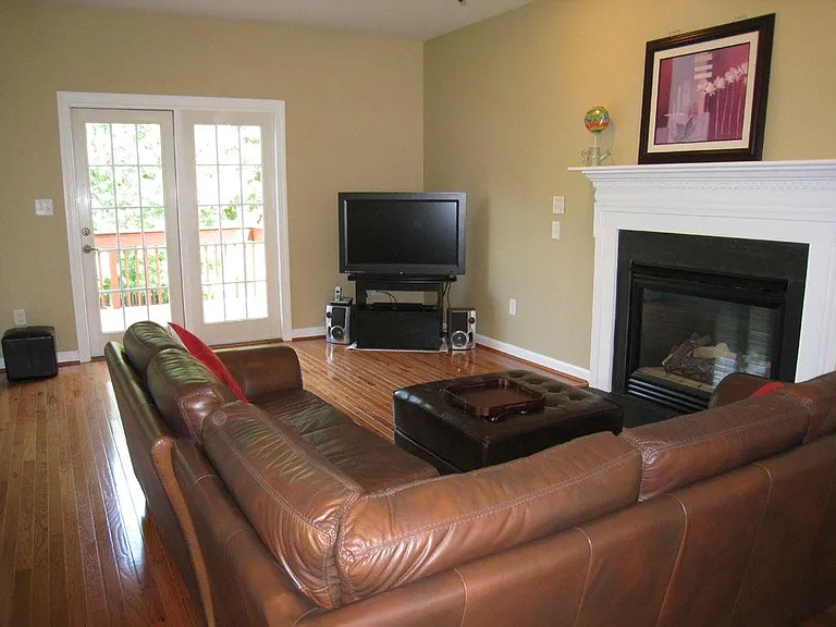 204 Gingergate Dr — Photo 4