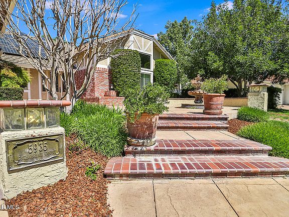 3rd image of 5935 Greenbriar Ct