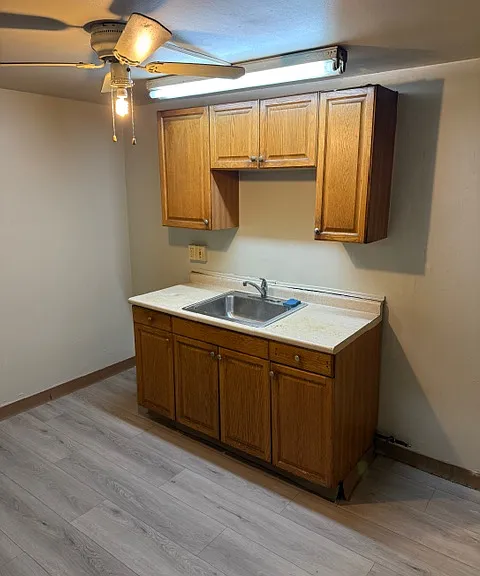 215-219 E 9th Ave #4 — Photo 13