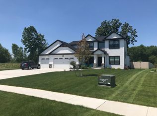 4123 N Paul Cir, Bay City, MI 48706