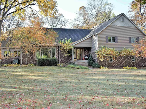 3121 River Rd, Iowa Falls, IA 50126