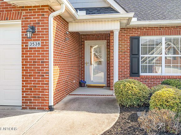 3rd image of 3538 Oak Villa Way #4