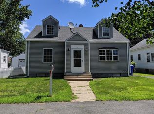 77 Haskin St, Springfield, MA 01109