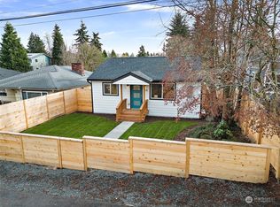 8718 19th Ave NW, Seattle, WA 98117