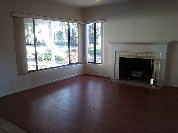 3rd image of 1424 Indian River Ave