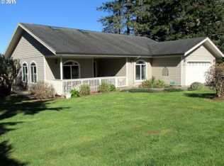 1185 11th St SE, Bandon, OR 97411