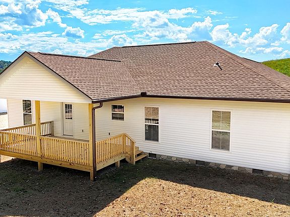 5th image of 253 Splendor Way