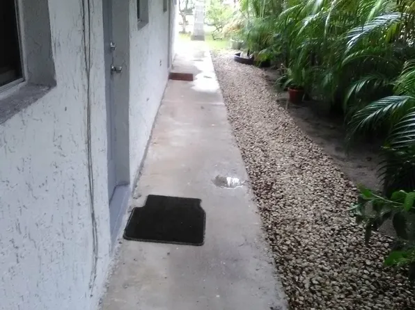 (undisclosed Address), Dania, FL 33004