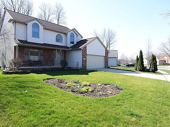3rd image of 1642 Wildwood Trl
