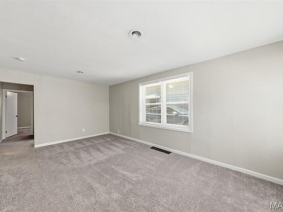 2nd image of 191 Bascom Dr