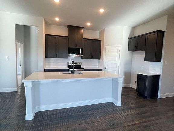 2nd image of 6121 Rodin Dr