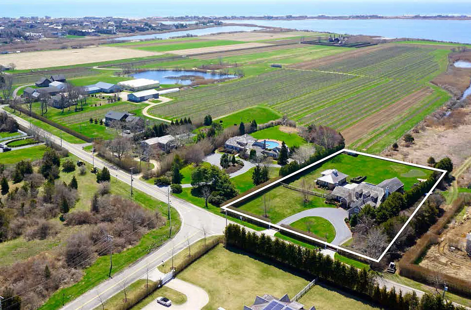 Exceptional Water Mill, South Compound with Ocean & Bay Views — Photo 1