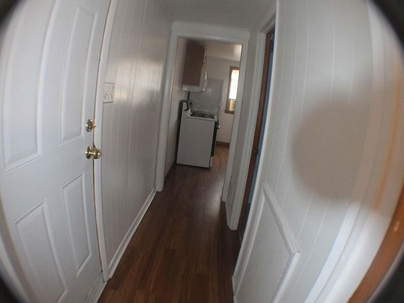 4th image of 409 Moen Ave #1F