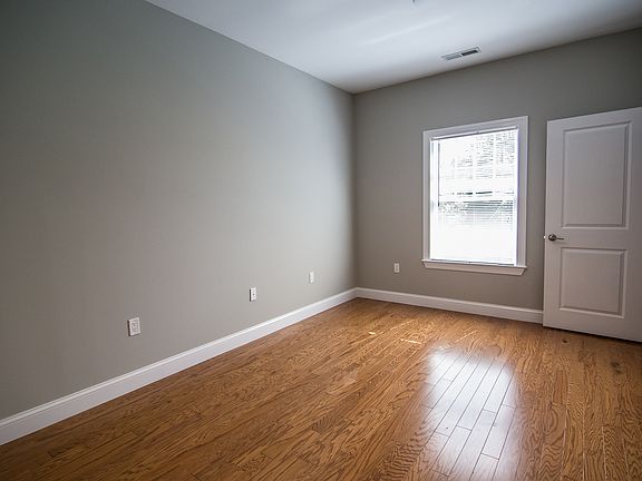 979 Boston Post Road