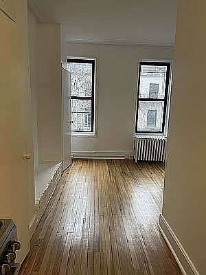 5th image of 320 E 59th St APT 4C