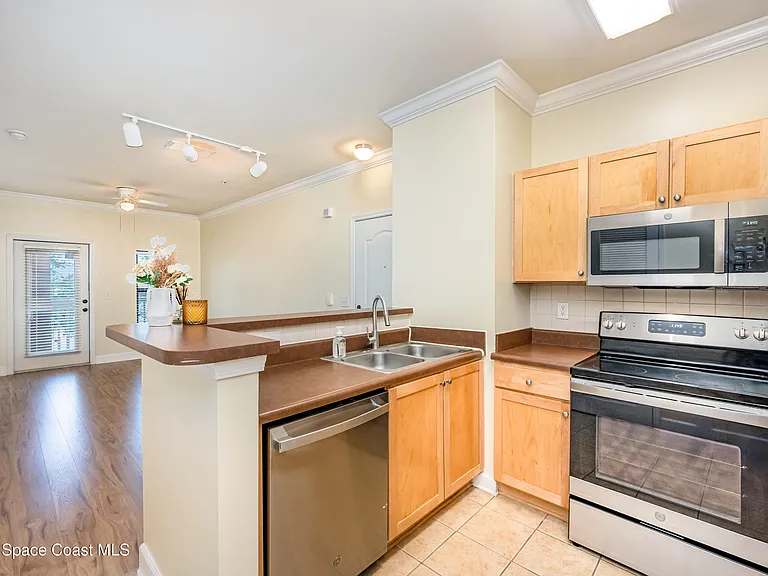 6470 Borasco Dr #2102 — Photo 6