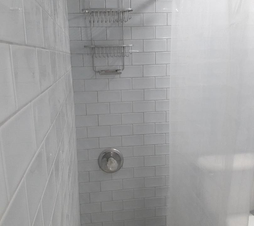 Please be advised: The width of this shower is very narrow