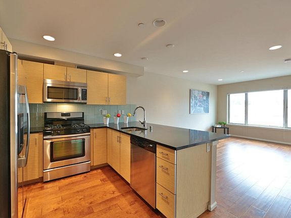 3rd image of 5803 24th Ave NW #44