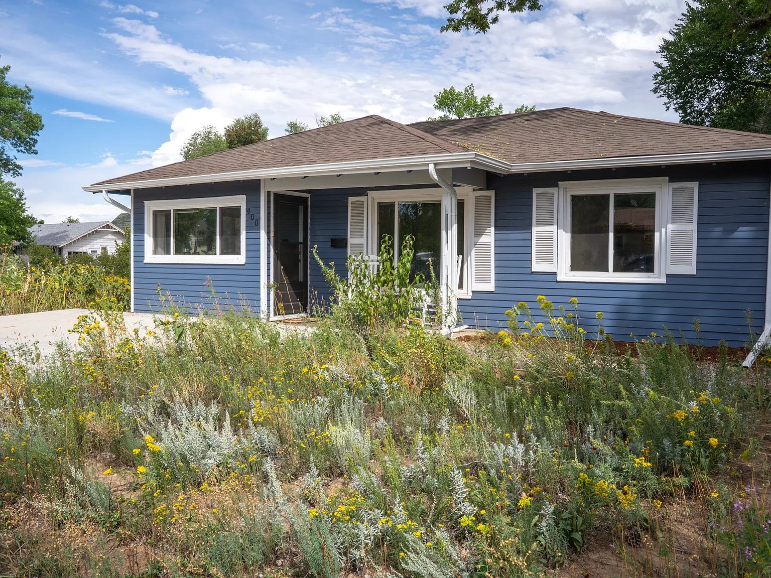 3 bed, 928 sqft, $3,800 — Photo 1