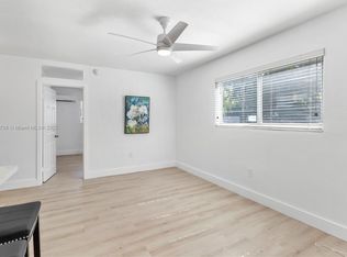 6330 SW 79th St APT 5, South Miami, FL 33143