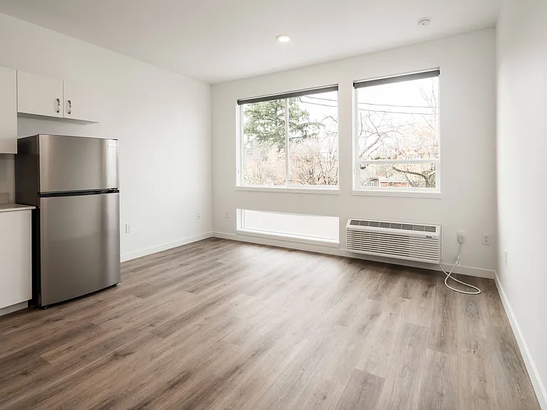 5850 SE 89th Ave #301 — Photo 5