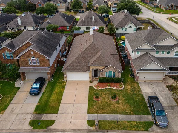 8306 Calico Canyon Dr, Tomball, TX 77375
