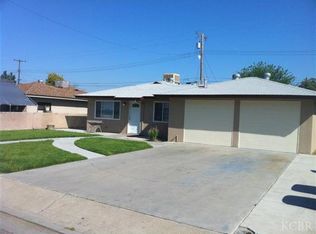10072 Heath St, Hanford, CA