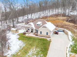 290 Jenna Dr, Newark, OH 43055