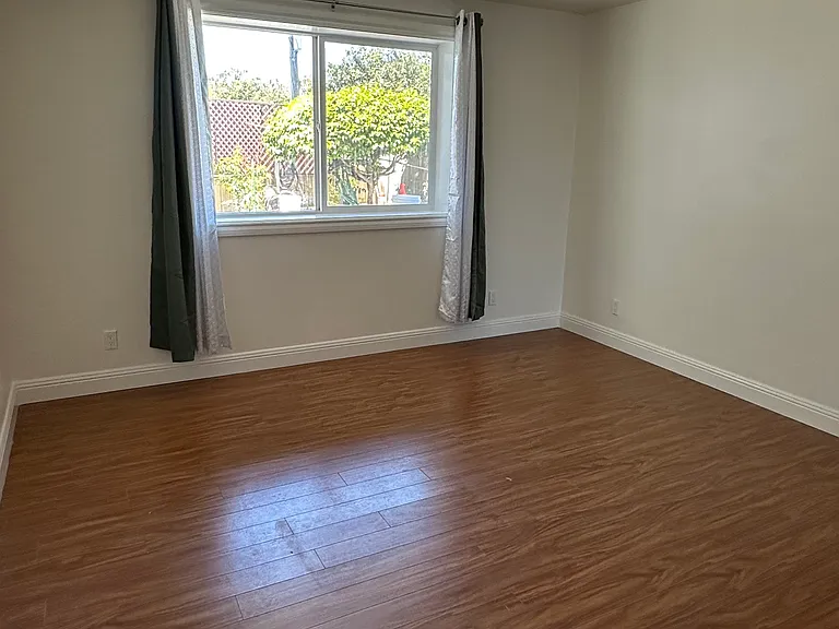 508 Sweeny St — Photo 8