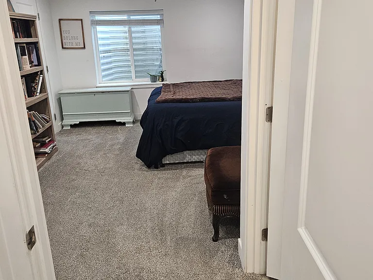913 N 260 W — Photo 11