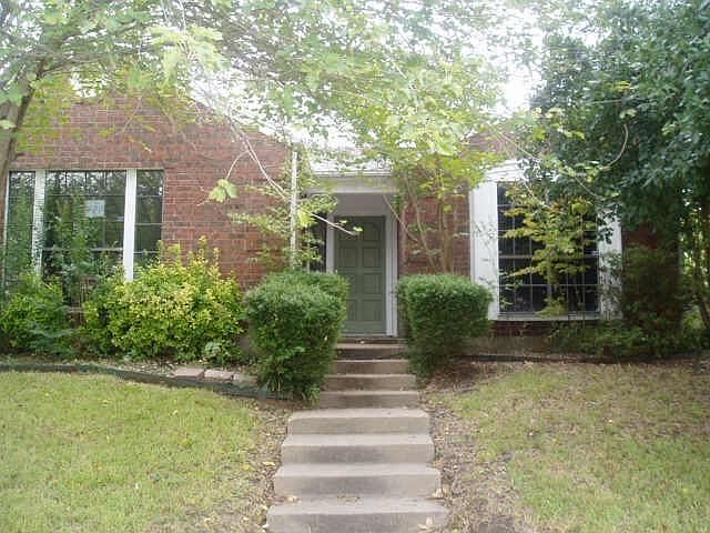 1st image of 1724 Lemonwood Cir