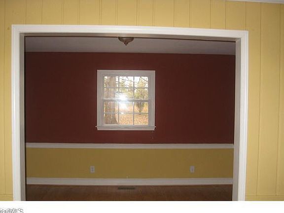 5th image of 2864 Alpha St