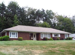 802 Grant St, Franklin, PA 16323