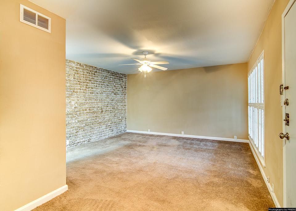 1st image of 5333 Richmond Ave #34