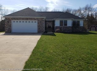 5647 S Stoney Lake Rd, Jackson, MI 49201