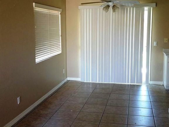 3rd image of 3035 W Covey Ln