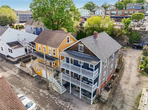 153-157 Marlborough St, East Greenwich, RI 02818