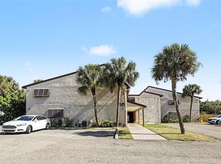 7291 Cloister Dr #222, Sarasota, FL 34231