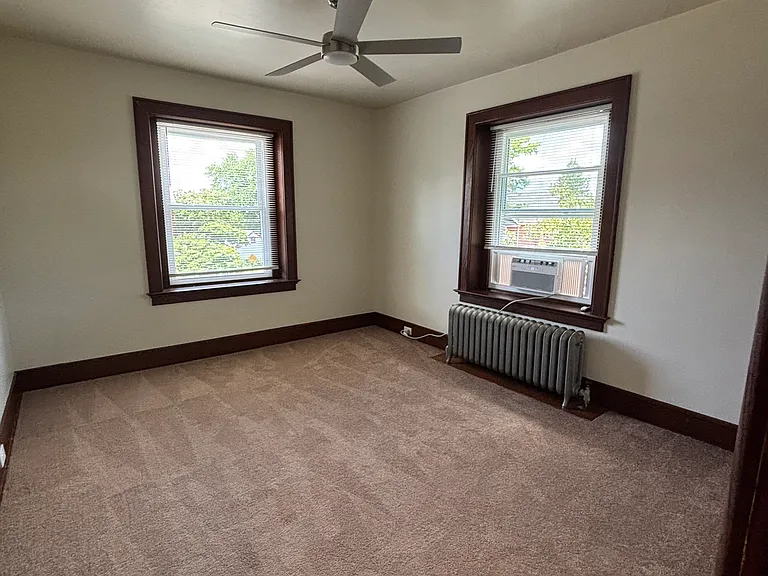 17 Franklin Ave #D — Photo 13