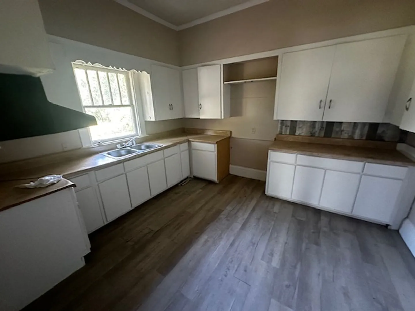 610 Marigold Street — Photo 3