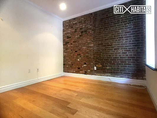 Rented by Citi Habitats | media 17