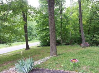 6179 Sugar Maple Rd, Cannelton, IN 47520