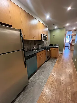 Rented by Fifth & Forever LLC | media 30