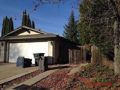 3rd image of 8425 Jonquil Way